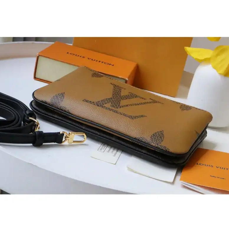 Fashionreps 2207DJ0006 LV Bag 0711